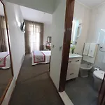 Hotel Lusitana *
