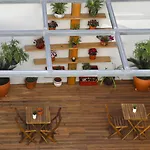 Lusitana Hotel *